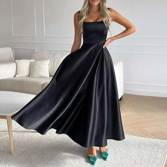 Serena | Luxuriöses Midikleid mit seidigem Glanz