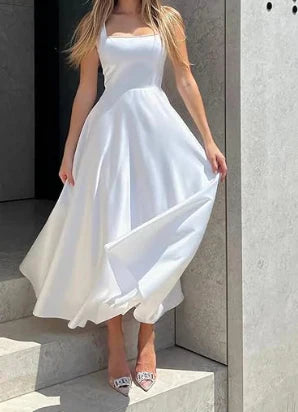 Serena | Luxuriöses Midikleid mit seidigem Glanz